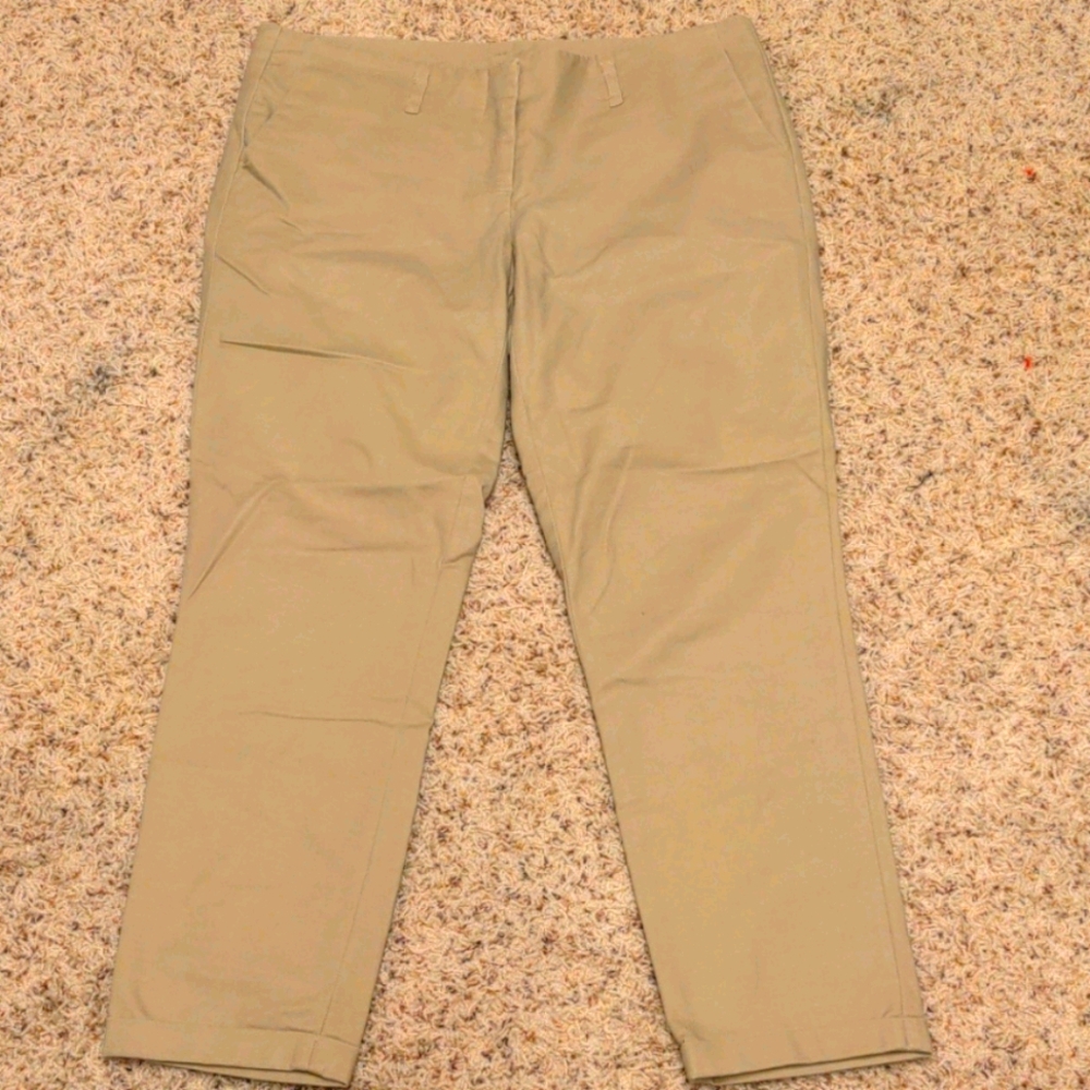 🌞 deals! Macy's Dalia tan stretch crop capri pants size 10 new